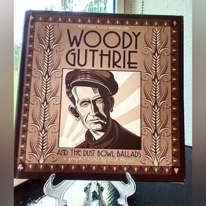 WOODY GUTHRIE GRAPHIC NOVEL